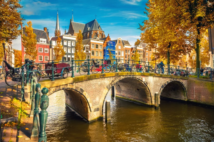 Bouwkundige pracht in Amsterdam grachtengordel